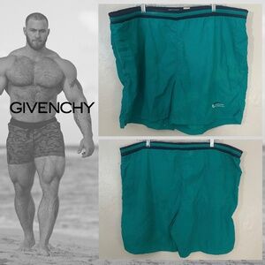 Givenchy Swim Trunks XL Gently worn 100% nylon Fully lined Elastic waist
